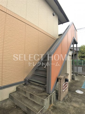 【エントランス】 | エスポワール栄Ⅱ | ゆとりのあるエントランスです
