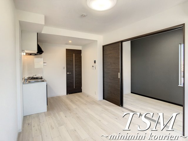 プレジール萱島の居間・リビング