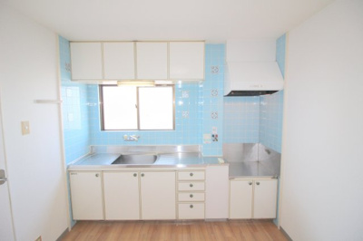 【キッチン】 | リバーサイドマンション・レオⅡ | 別室の写真使用