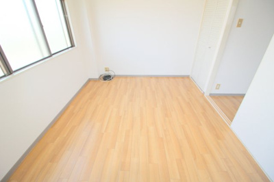 【洋室】 | リバーサイドマンション・レオⅡ