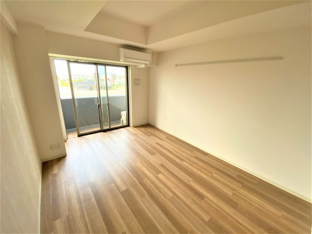 コントレイルりんくう常滑の居間・リビング