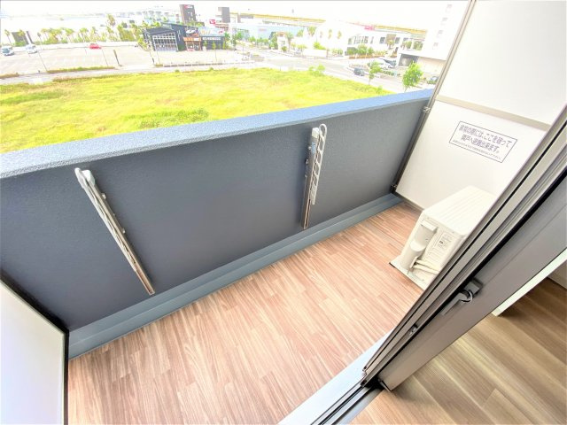 コントレイルりんくう常滑のバルコニー