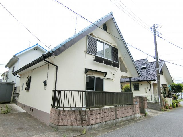 秋庭貸家の外観