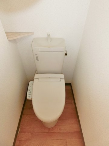 秋庭貸家のトイレ