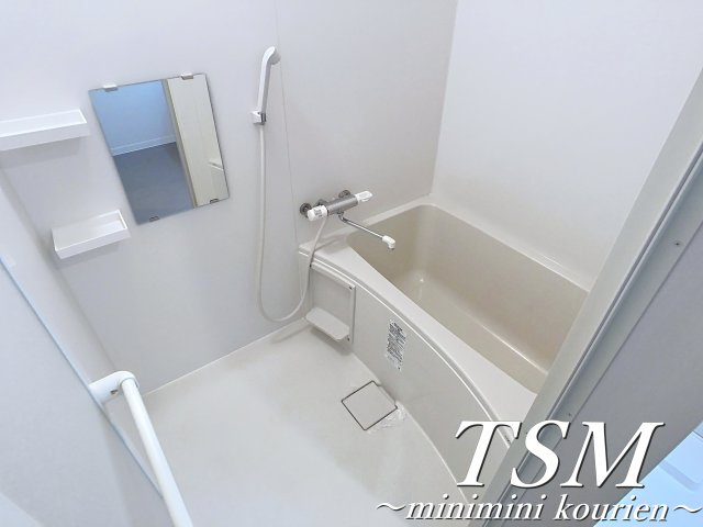 アッサンブレの浴室