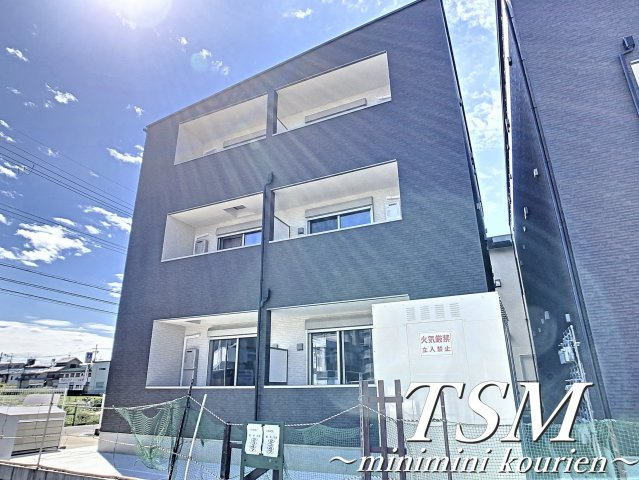 アッサンブレの外観