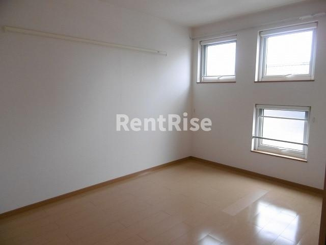 カトルセゾンＡの居間・リビング