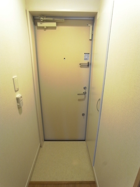 リブリ・津田沼の玄関