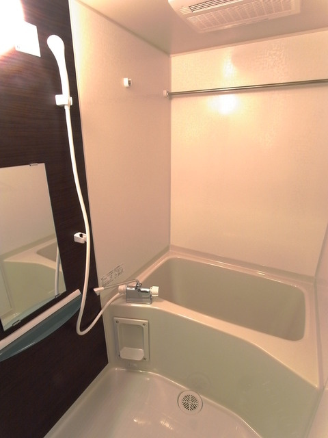 リブリ・津田沼の浴室