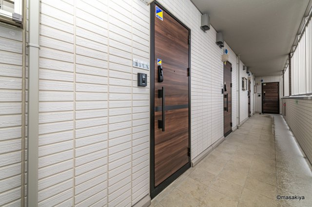 プレジール高田のエントランス