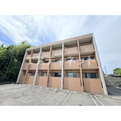 向山ヒルズの外観