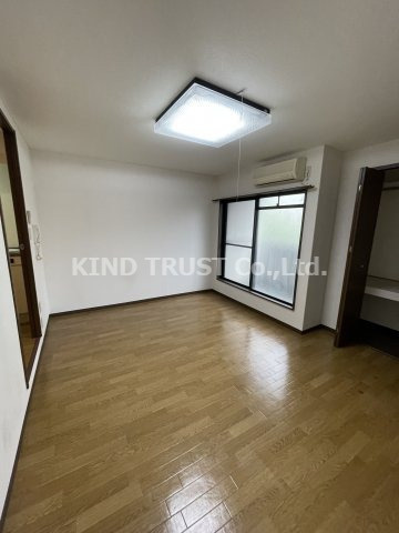 プチヴェルジュの居間・リビング|ゆったりとした居間です