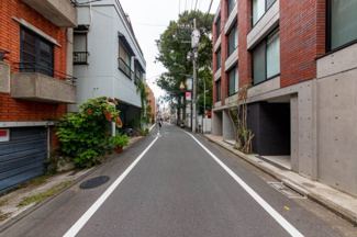 【前面道路含む現地写真】 | 撮影日：2021年8月