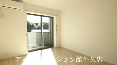 【居間・リビング】 | デルフィーノ