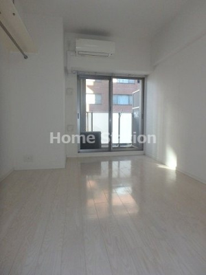 【居間・リビング】 | 梅田ウエストレジデンス