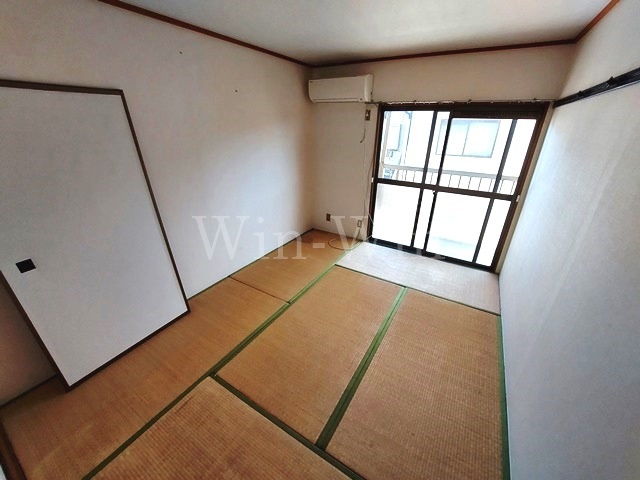 カースル50 B棟の和室