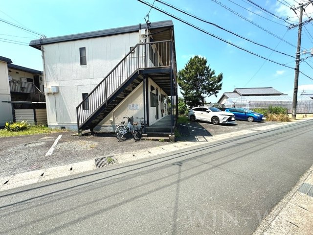 カースル50 B棟の駐車場