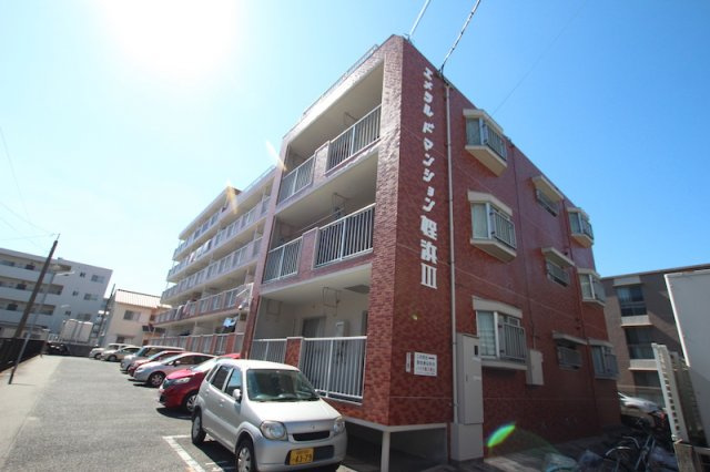 エメラルドマンション姪浜Ⅲの駐車場