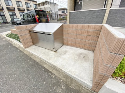 【周辺】 | ラピス　ブラオ
