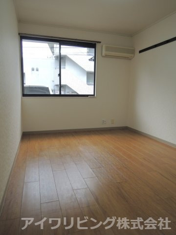 リーバイスハイツⅡの洋室|【リーバイスハイツⅡ】