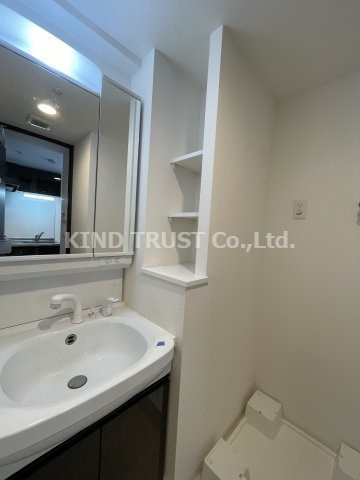 ミラージュパレス北梅田の洗面所|洗面所です