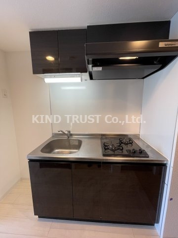 ミラージュパレス北梅田のキッチン|コンパクトなキッチンで掃除もラクラク