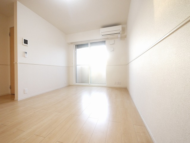 サクラガーデンⅡの居間・リビング