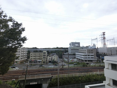 【展望】 | フォンテーヌ江田 | ４階部分からの眺望です。