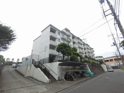 【外観】 | フォンテーヌ江田 | 総戸数３４戸、１９８０年１月築、管理人は巡回勤務につき管理体制良好です♪