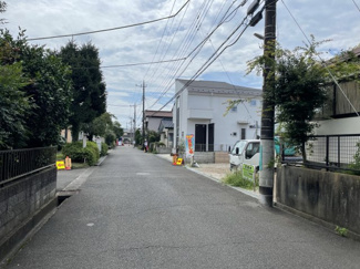 【前面道路含む現地写真】
