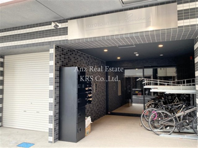【エントランス】 | TOYOTOMI STAY PREMIUM 梅田Ⅲ | モダンでオシャレなエントランスです♪