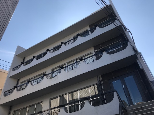 博鵬ビルの外観