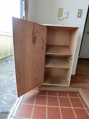 長者ハイツの玄関