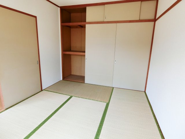 長者ハイツの和室