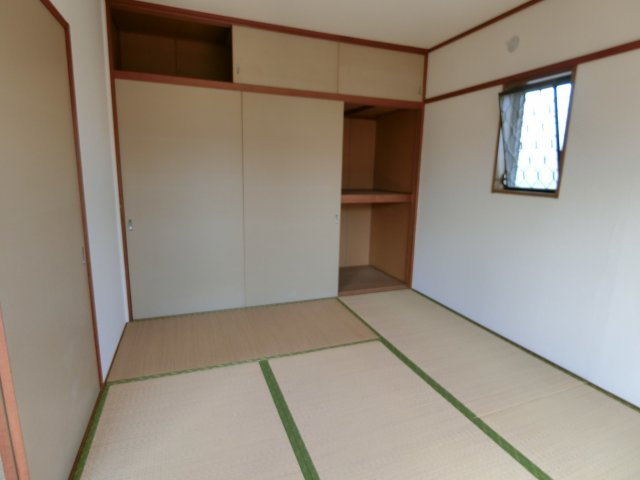 長者ハイツの和室