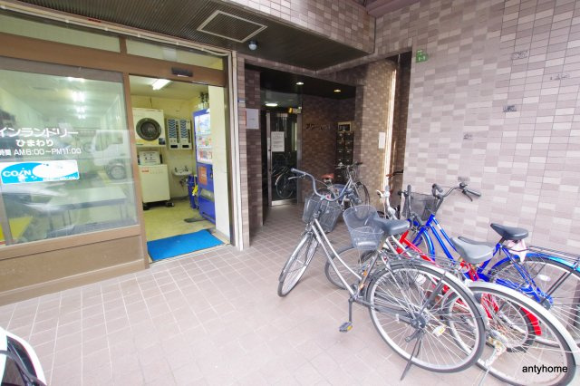 アワーズ長柄　仲介手数料無料のエントランス