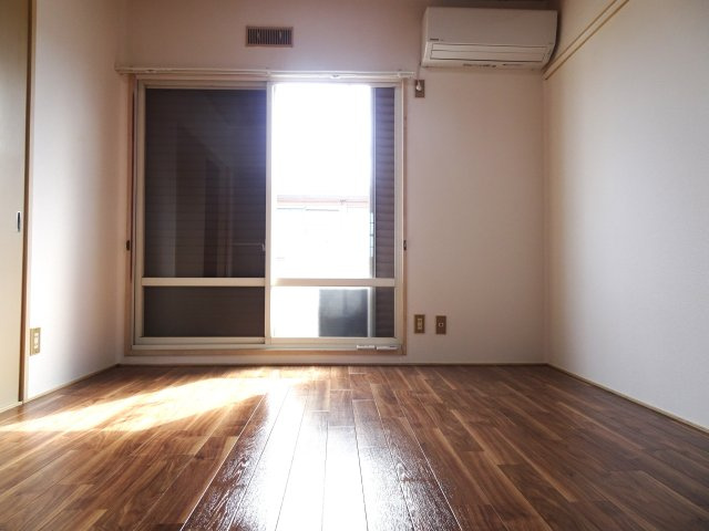 ベルメゾンの洋室