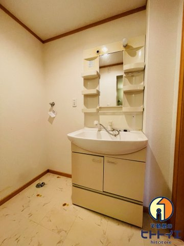 メゾンド・シュトラスの洗面所