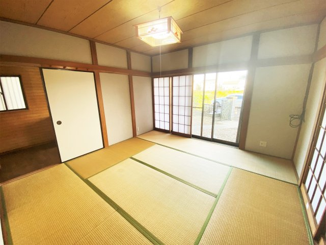 東金市求名戸建の和室