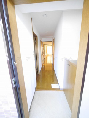 【玄関】 | ラ・ベルヴィ