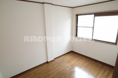 【洋室】 | ハイツリヴェール