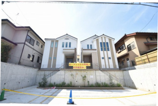 【外観】 | 閑静な住宅街で落ち着いた雰囲気です。お客様のご都合でいつでもご内覧可能で御座います。