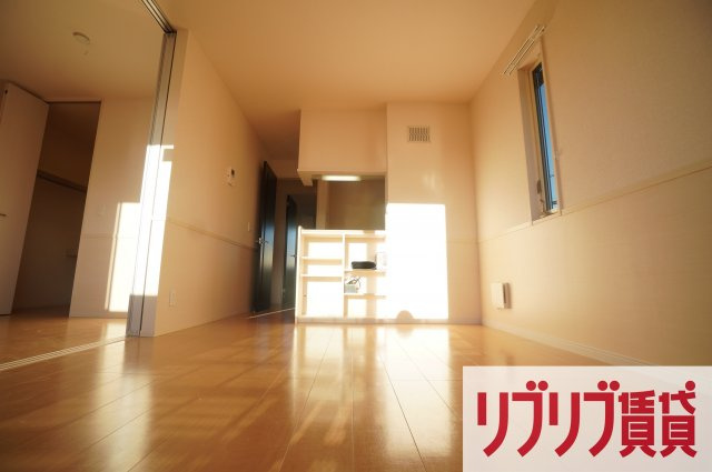 ピーノフォーリア弐番館の居間・リビング