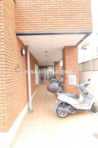 サンモール四季のエントランス