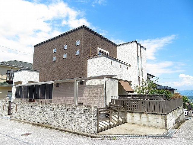 高知市潮見台一丁目　中古戸建の外観