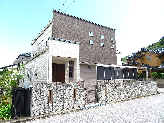 高知市潮見台一丁目　中古戸建の外観