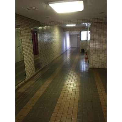 【ロビー】 | ファミーユ第２前川ビル