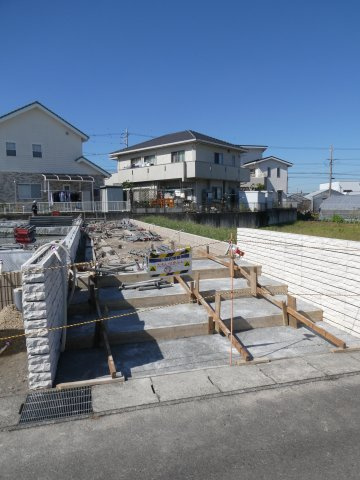 フローラルコートの外観|基礎工事中。※2021年10月14日撮影