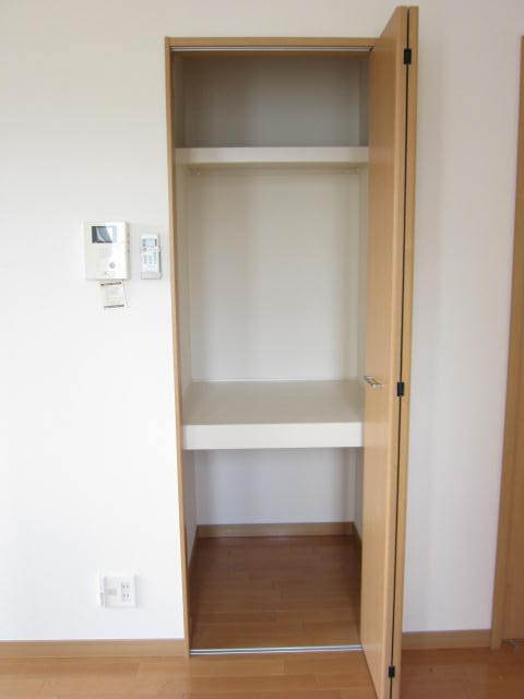 エスターテ　B棟の収納