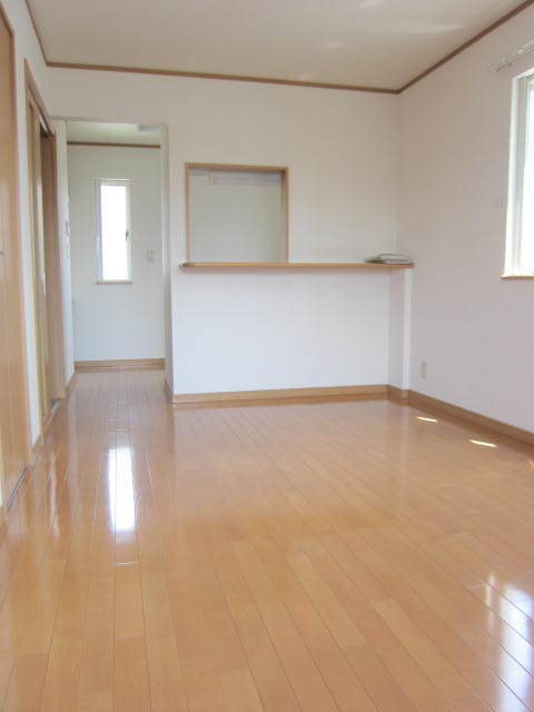 エスターテ　G棟の居間・リビング